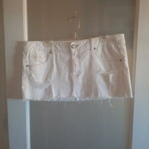 AWESOME American Eagle stretch mini jean skirt - 14